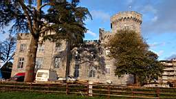 acastle 190640.jpg